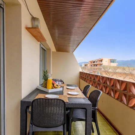 Apartment Milenial Immo Sim1 A 300 Mts De La Playa Y Paseo Maritimo Roses